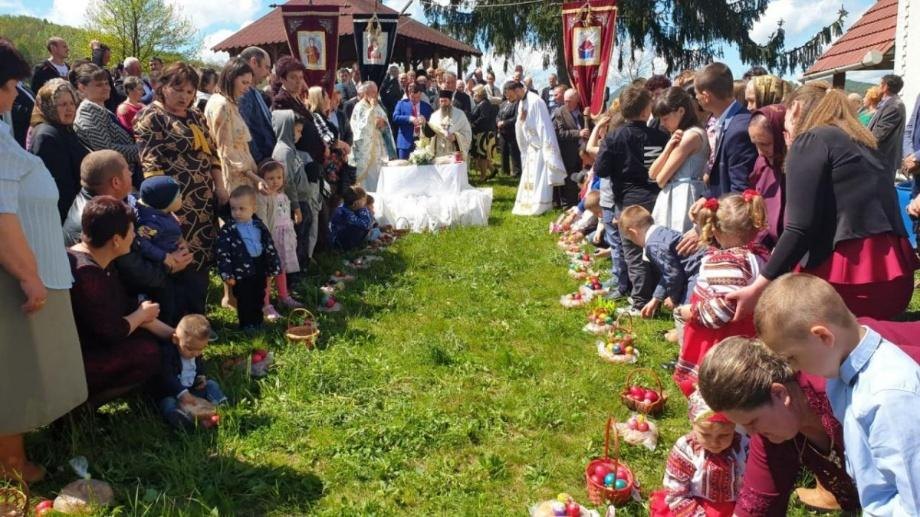 Din albumul comunității Meteș