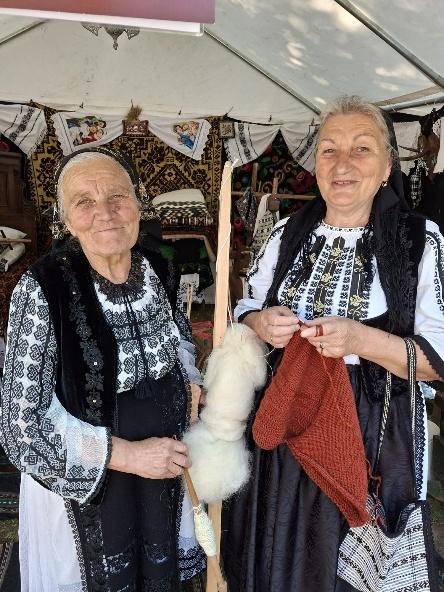 Din albumul Vințu de Jos